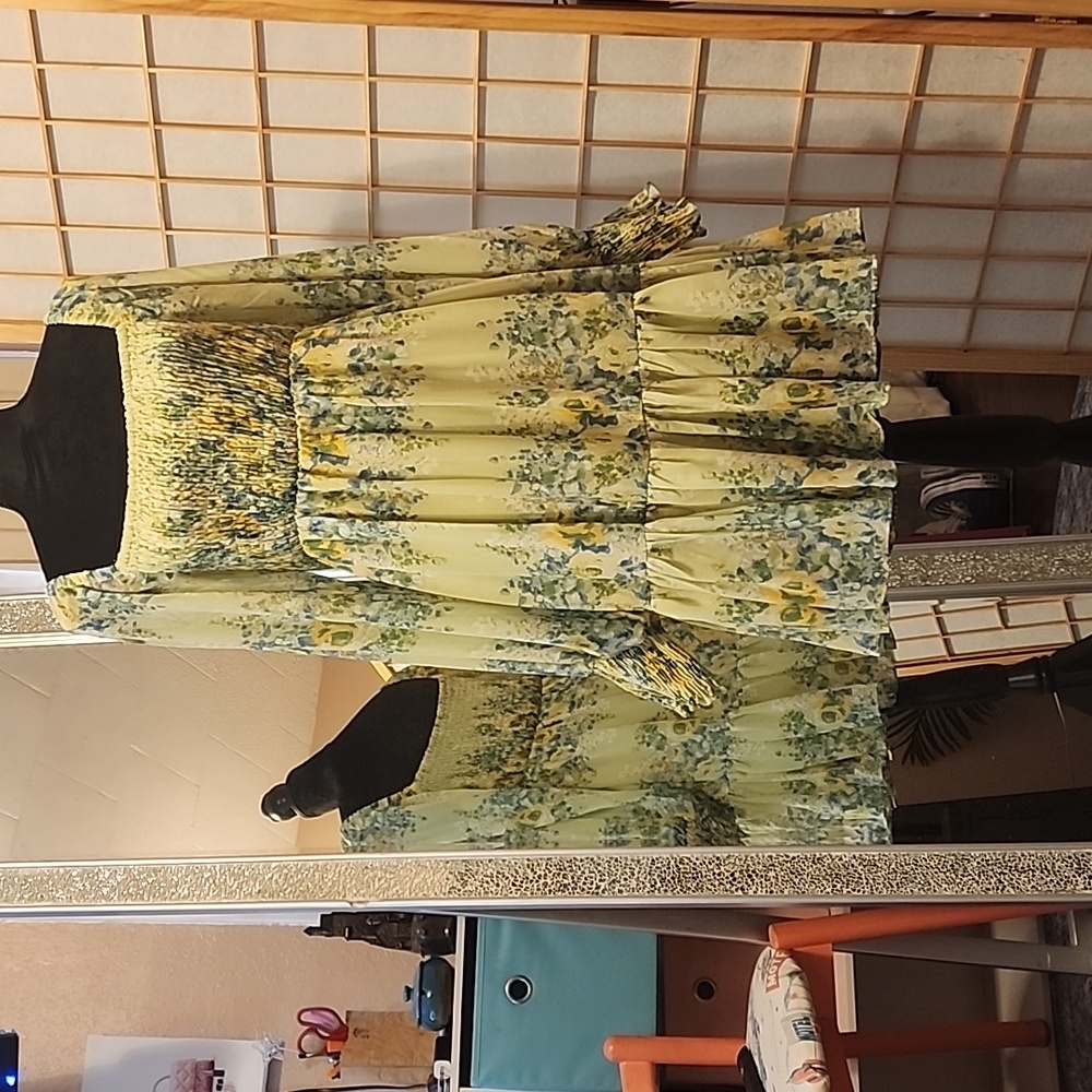 Baby Doll Dress Size 8 Green, Yellow, Floral